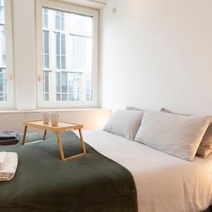 Standard Zimmer mit Kingsize-Bett